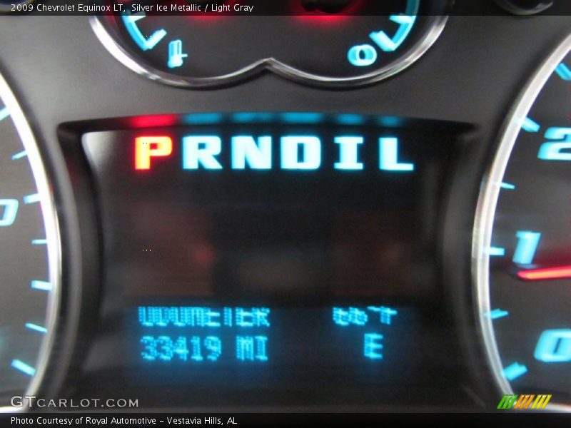 Silver Ice Metallic / Light Gray 2009 Chevrolet Equinox LT