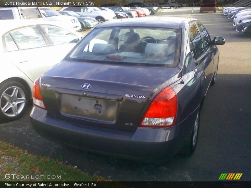Midnight Gray / Gray 2001 Hyundai Elantra GLS
