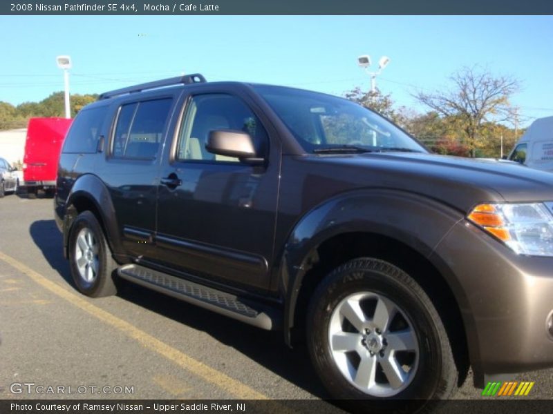 Mocha / Cafe Latte 2008 Nissan Pathfinder SE 4x4