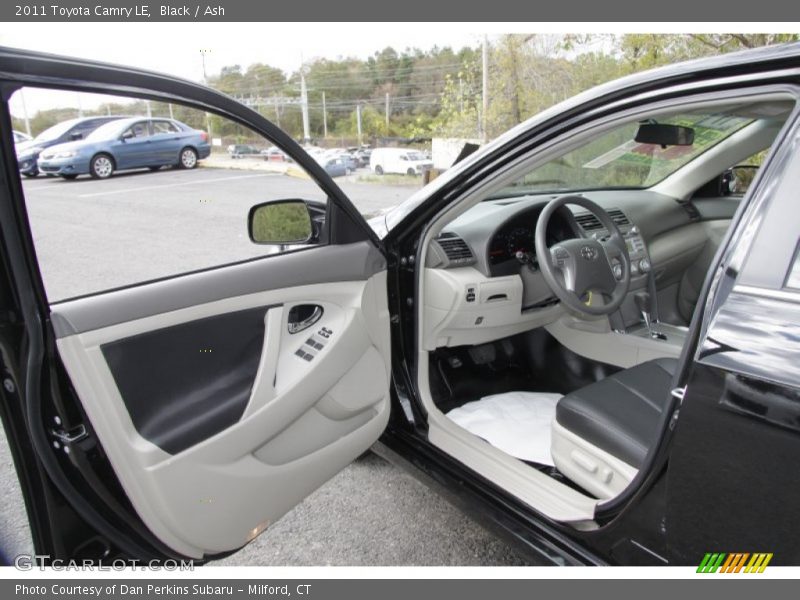 Black / Ash 2011 Toyota Camry LE
