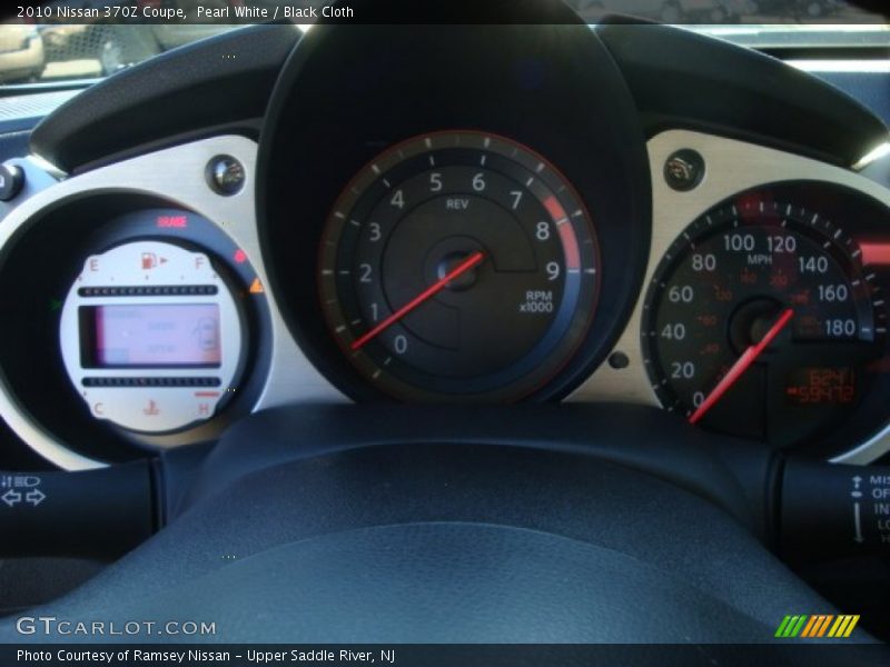 Pearl White / Black Cloth 2010 Nissan 370Z Coupe