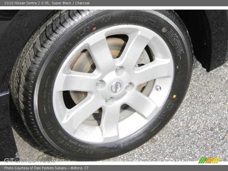 Super Black / Charcoal 2010 Nissan Sentra 2.0 SR