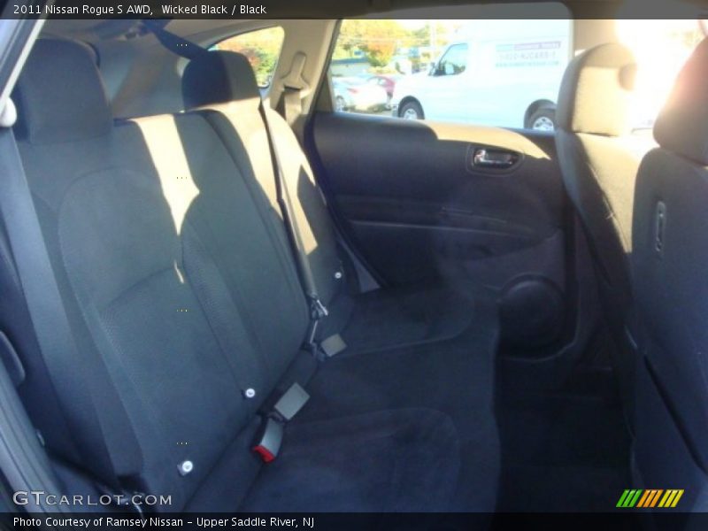 Wicked Black / Black 2011 Nissan Rogue S AWD