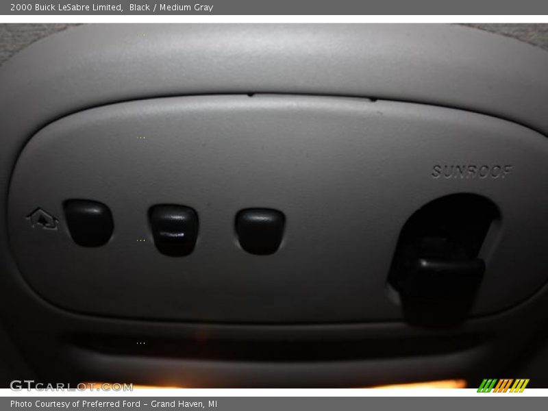 Black / Medium Gray 2000 Buick LeSabre Limited