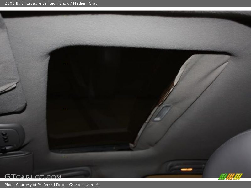 Black / Medium Gray 2000 Buick LeSabre Limited