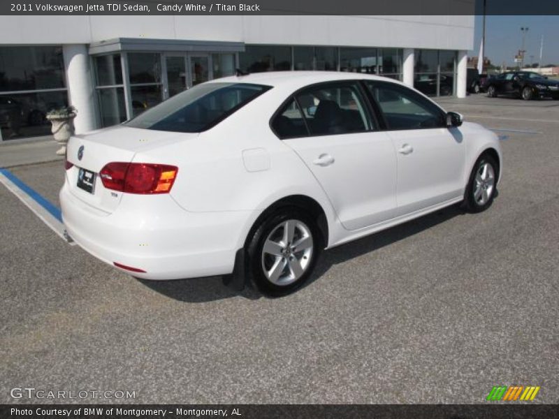 Candy White / Titan Black 2011 Volkswagen Jetta TDI Sedan