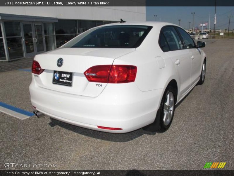 Candy White / Titan Black 2011 Volkswagen Jetta TDI Sedan