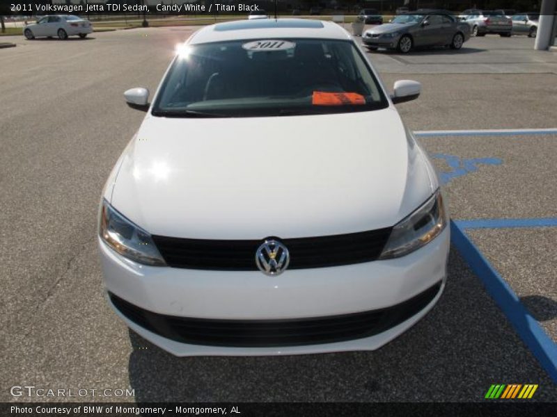 Candy White / Titan Black 2011 Volkswagen Jetta TDI Sedan