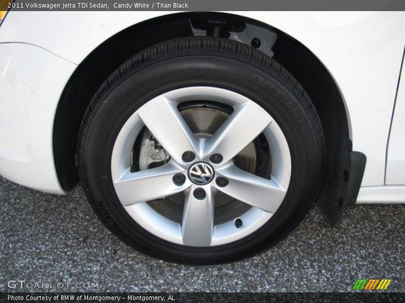 Candy White / Titan Black 2011 Volkswagen Jetta TDI Sedan