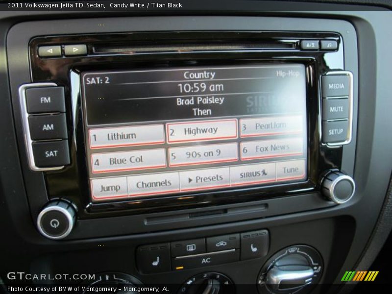 Candy White / Titan Black 2011 Volkswagen Jetta TDI Sedan