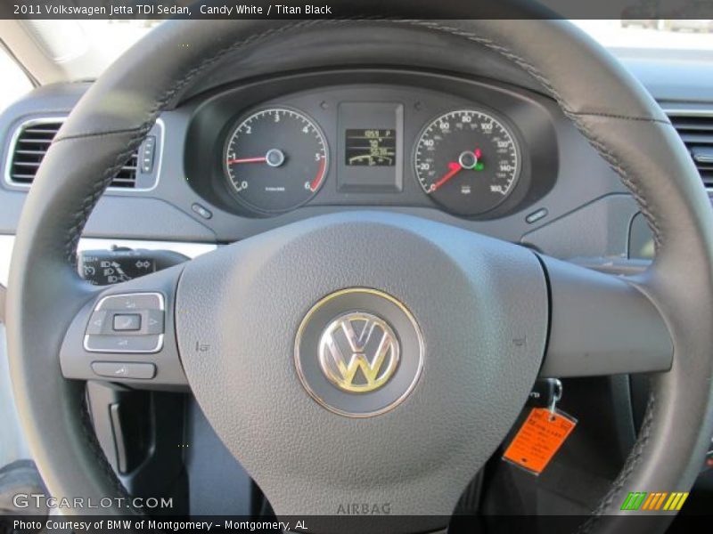 Candy White / Titan Black 2011 Volkswagen Jetta TDI Sedan