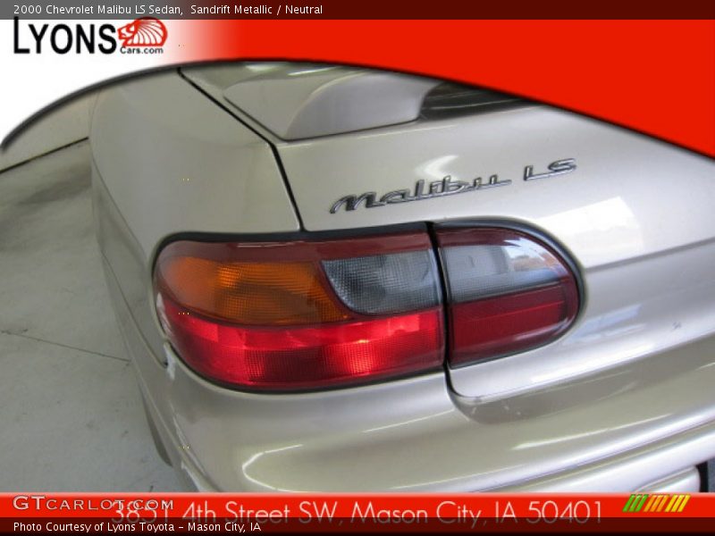 Sandrift Metallic / Neutral 2000 Chevrolet Malibu LS Sedan