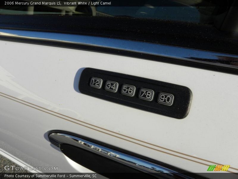 Vibrant White / Light Camel 2006 Mercury Grand Marquis LS