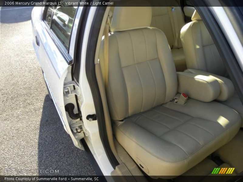 Vibrant White / Light Camel 2006 Mercury Grand Marquis LS