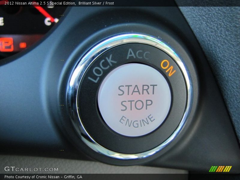 Controls of 2012 Altima 2.5 S Special Edition