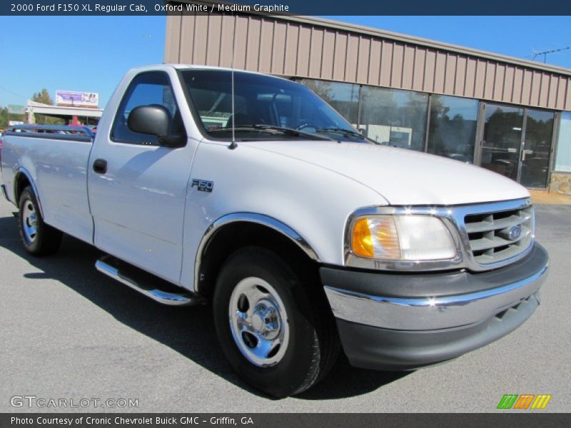 Oxford White / Medium Graphite 2000 Ford F150 XL Regular Cab