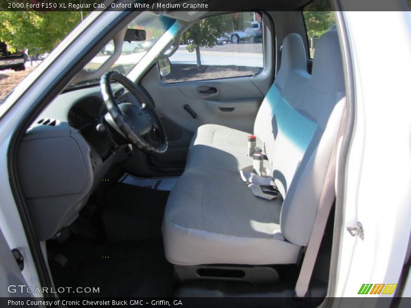 Oxford White / Medium Graphite 2000 Ford F150 XL Regular Cab