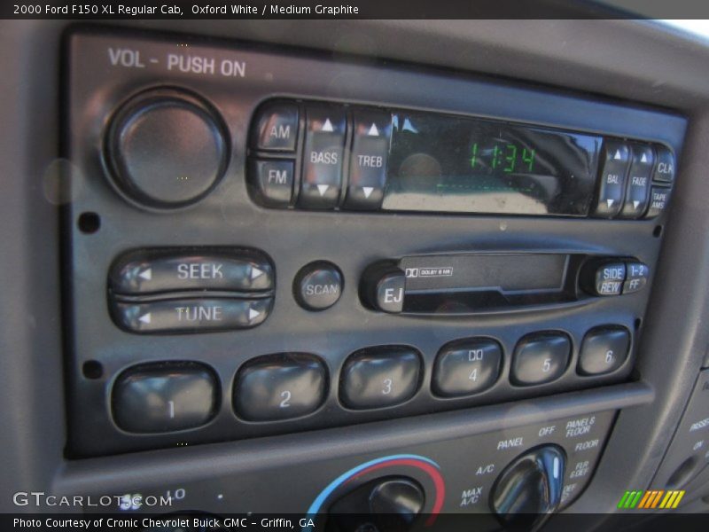 Oxford White / Medium Graphite 2000 Ford F150 XL Regular Cab