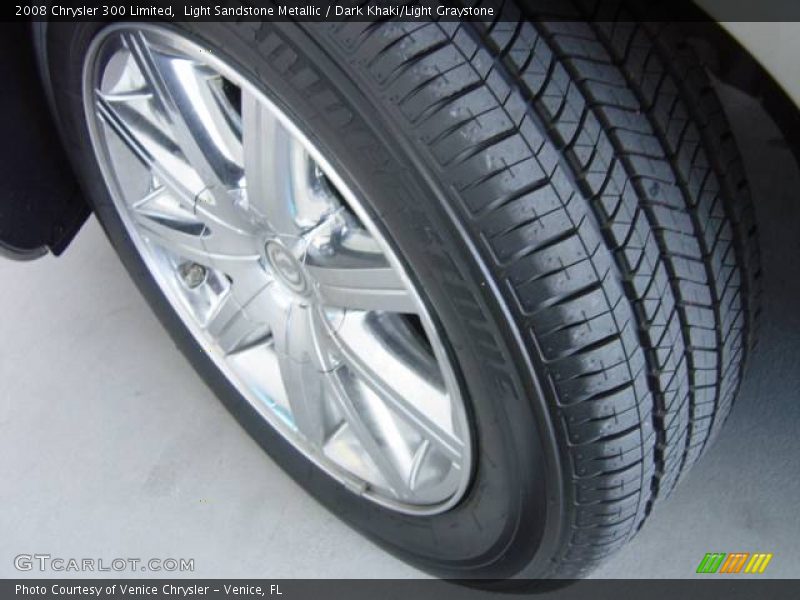 Light Sandstone Metallic / Dark Khaki/Light Graystone 2008 Chrysler 300 Limited