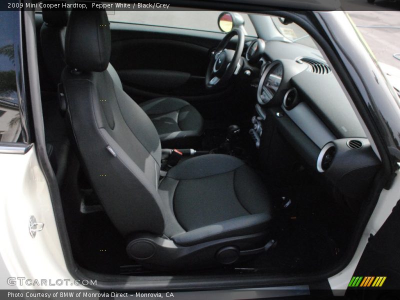 Pepper White / Black/Grey 2009 Mini Cooper Hardtop