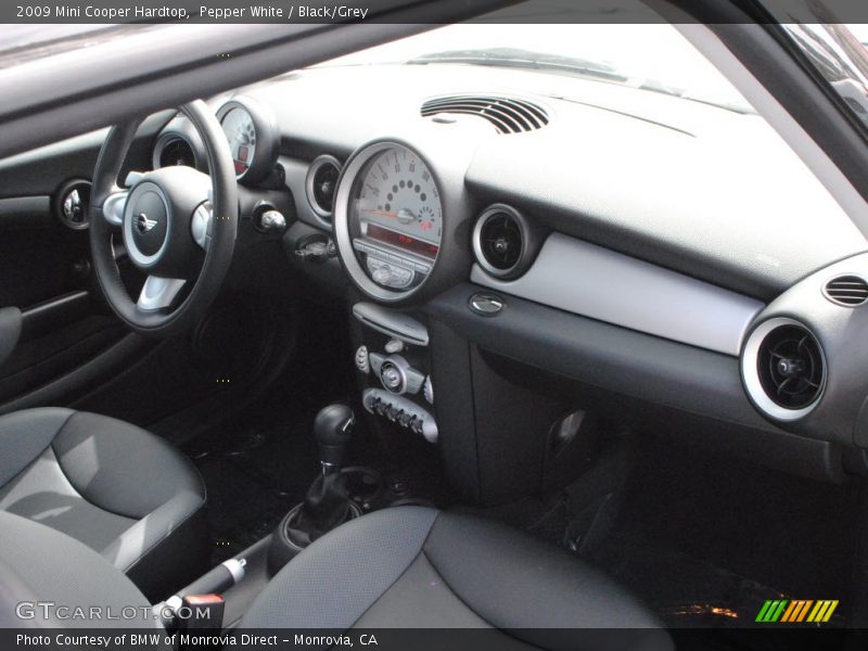Pepper White / Black/Grey 2009 Mini Cooper Hardtop