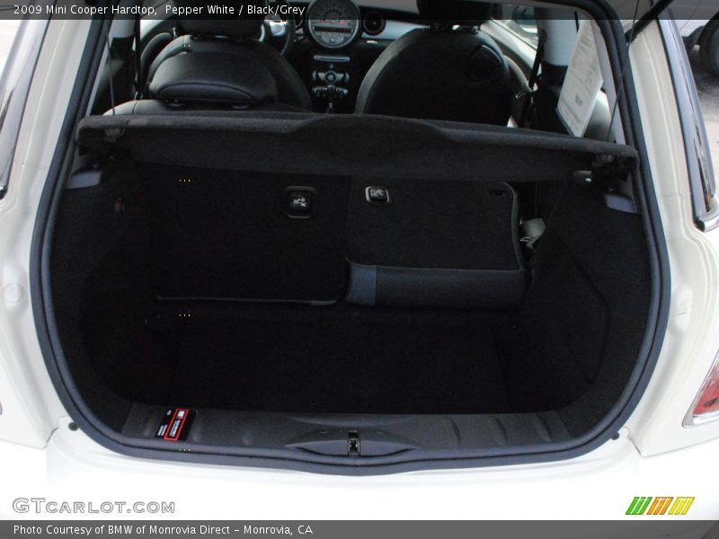 Pepper White / Black/Grey 2009 Mini Cooper Hardtop