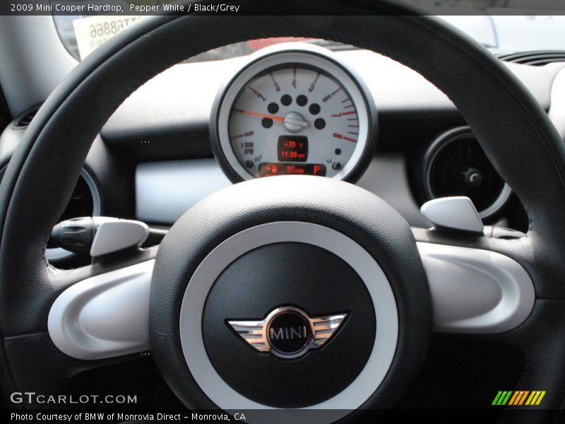 Pepper White / Black/Grey 2009 Mini Cooper Hardtop