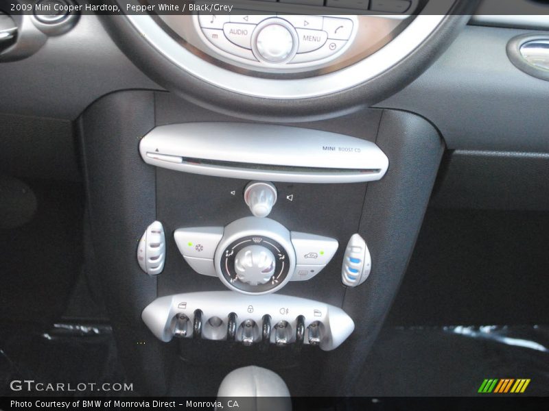 Pepper White / Black/Grey 2009 Mini Cooper Hardtop