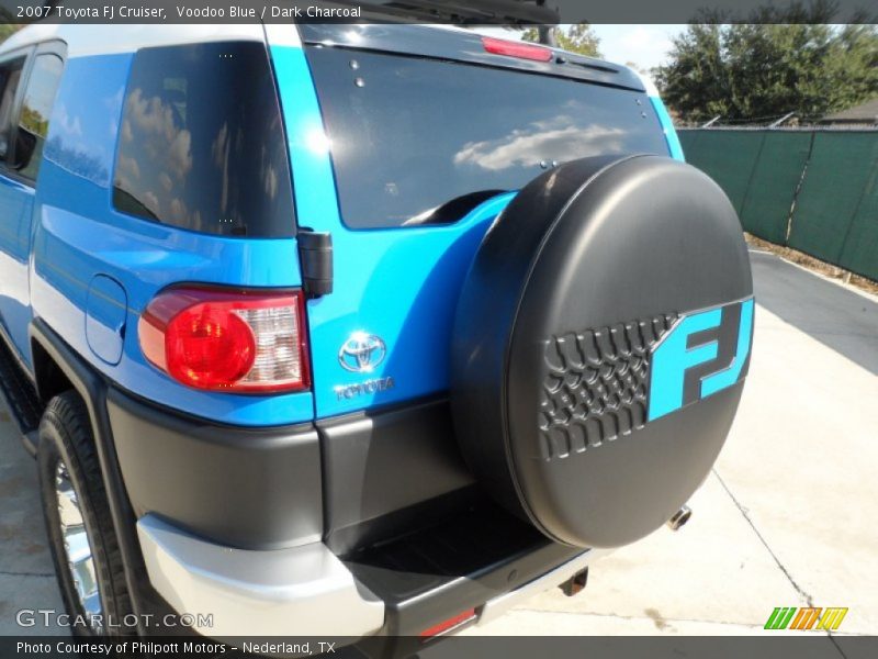 Voodoo Blue / Dark Charcoal 2007 Toyota FJ Cruiser