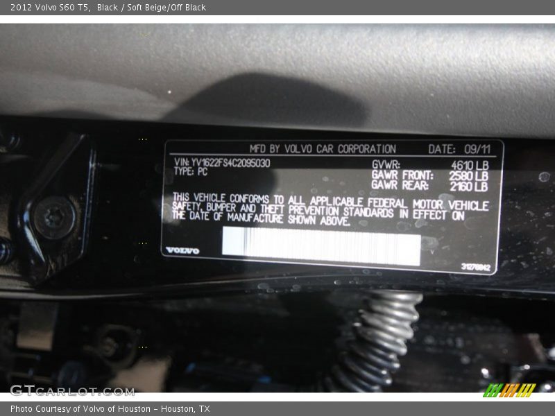 Black / Soft Beige/Off Black 2012 Volvo S60 T5