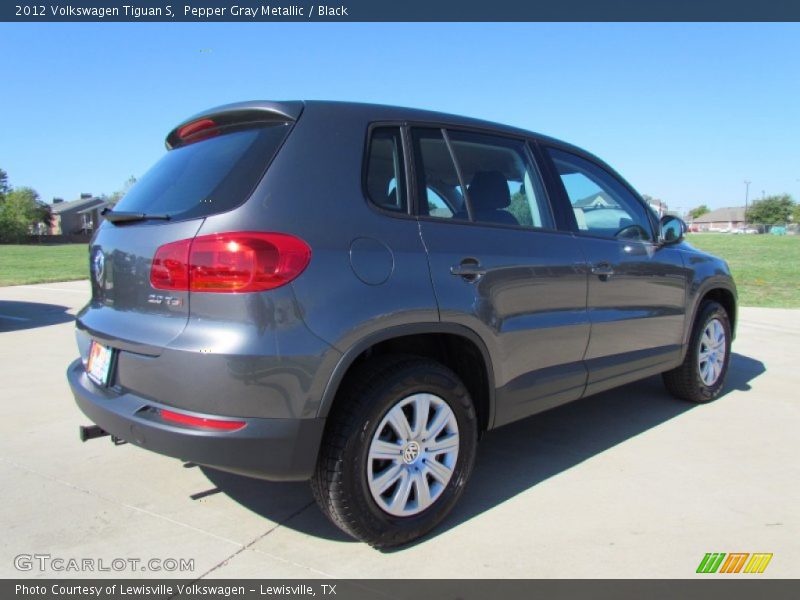Pepper Gray Metallic / Black 2012 Volkswagen Tiguan S