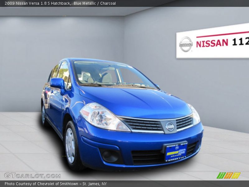Blue Metallic / Charcoal 2009 Nissan Versa 1.8 S Hatchback