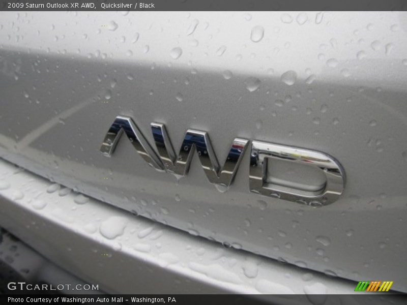Quicksilver / Black 2009 Saturn Outlook XR AWD