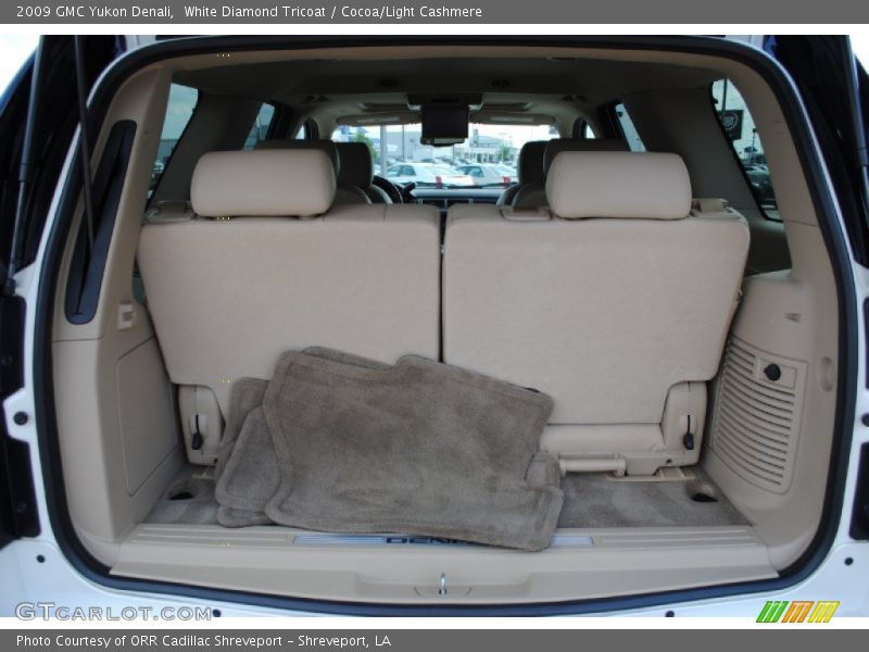 White Diamond Tricoat / Cocoa/Light Cashmere 2009 GMC Yukon Denali