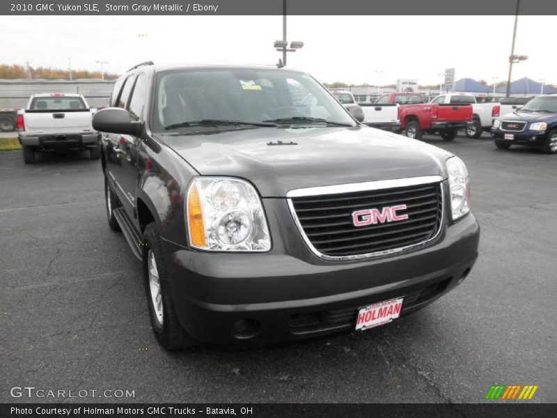 Storm Gray Metallic / Ebony 2010 GMC Yukon SLE