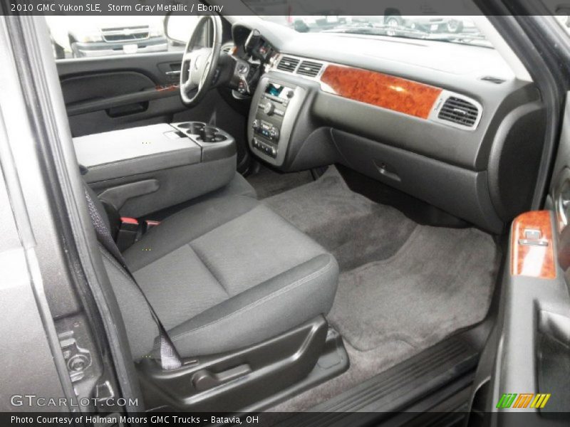Storm Gray Metallic / Ebony 2010 GMC Yukon SLE