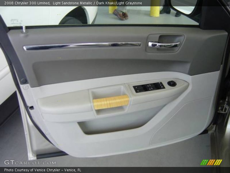 Light Sandstone Metallic / Dark Khaki/Light Graystone 2008 Chrysler 300 Limited