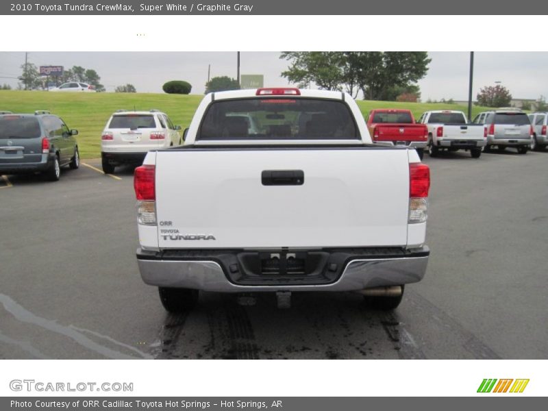 Super White / Graphite Gray 2010 Toyota Tundra CrewMax