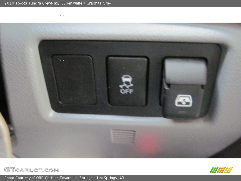 Super White / Graphite Gray 2010 Toyota Tundra CrewMax