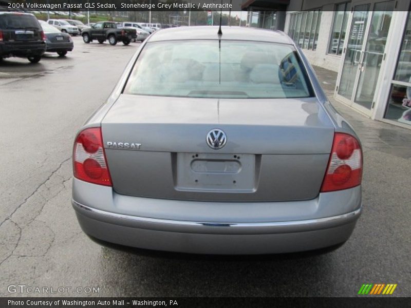 Stonehenge Grey Metallic / Anthracite 2004 Volkswagen Passat GLS Sedan