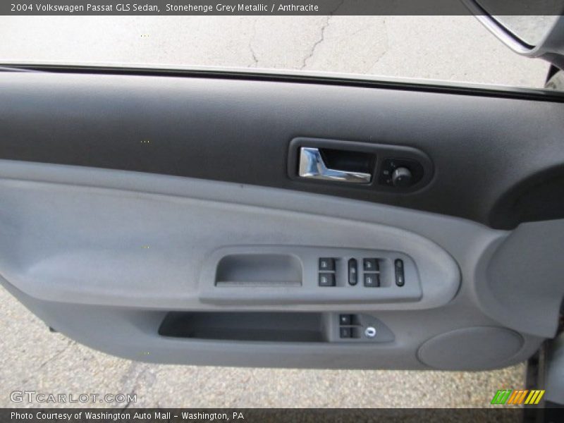 Stonehenge Grey Metallic / Anthracite 2004 Volkswagen Passat GLS Sedan