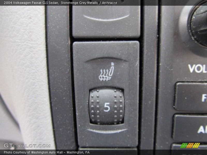 Stonehenge Grey Metallic / Anthracite 2004 Volkswagen Passat GLS Sedan