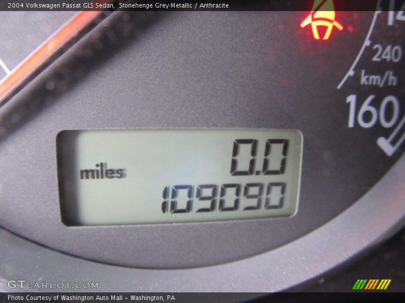 Stonehenge Grey Metallic / Anthracite 2004 Volkswagen Passat GLS Sedan