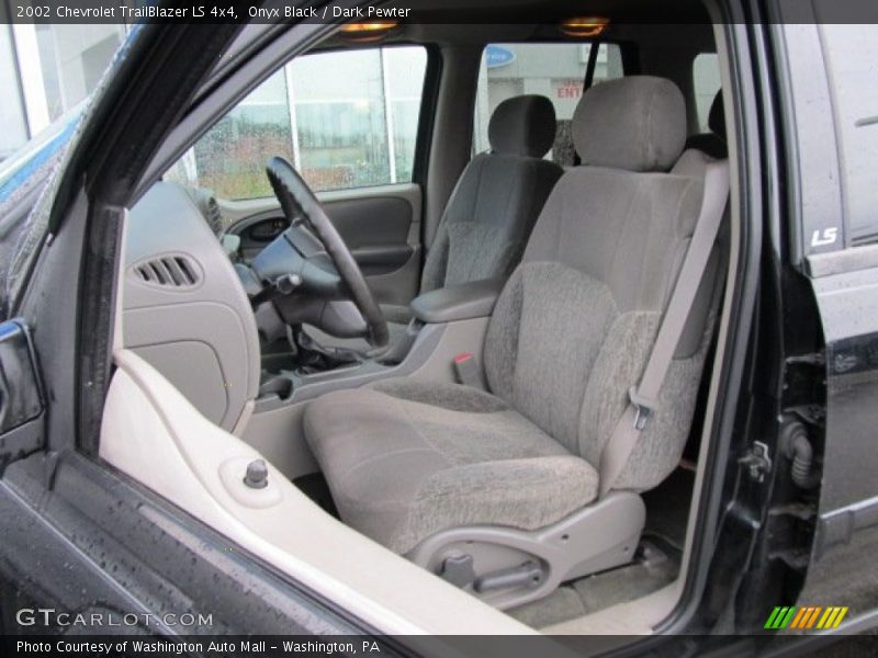 Onyx Black / Dark Pewter 2002 Chevrolet TrailBlazer LS 4x4