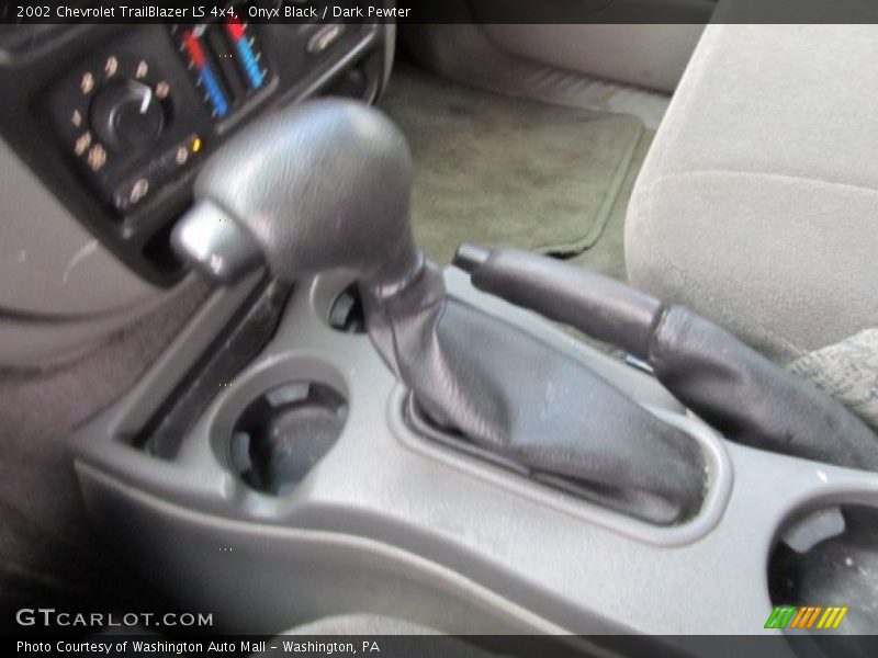 Onyx Black / Dark Pewter 2002 Chevrolet TrailBlazer LS 4x4