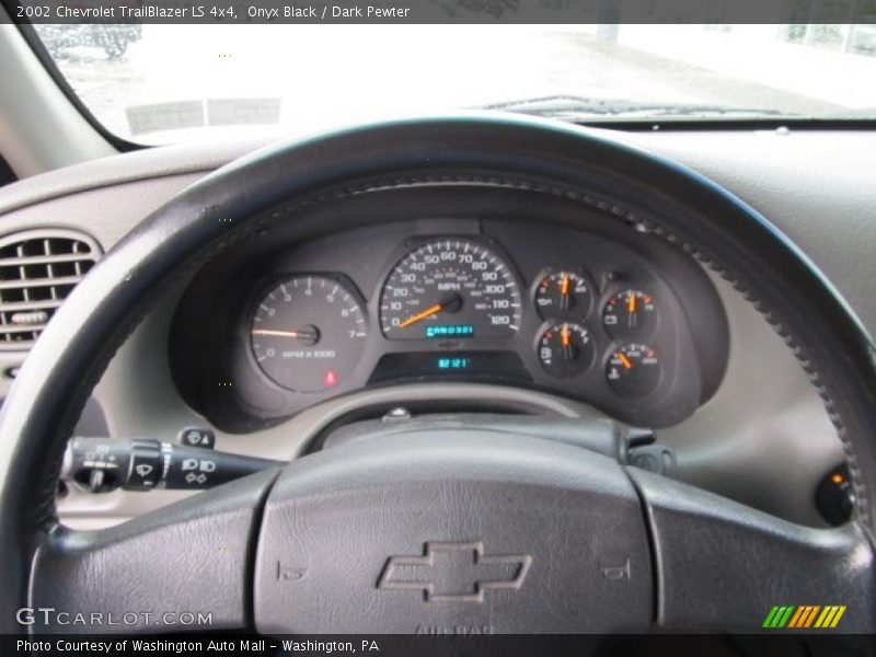Onyx Black / Dark Pewter 2002 Chevrolet TrailBlazer LS 4x4