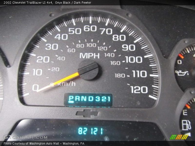 Onyx Black / Dark Pewter 2002 Chevrolet TrailBlazer LS 4x4