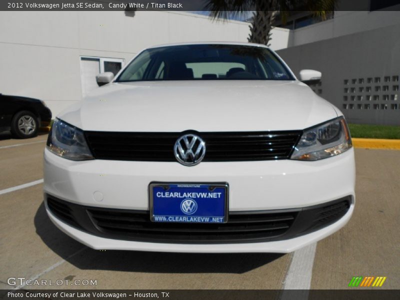 Candy White / Titan Black 2012 Volkswagen Jetta SE Sedan
