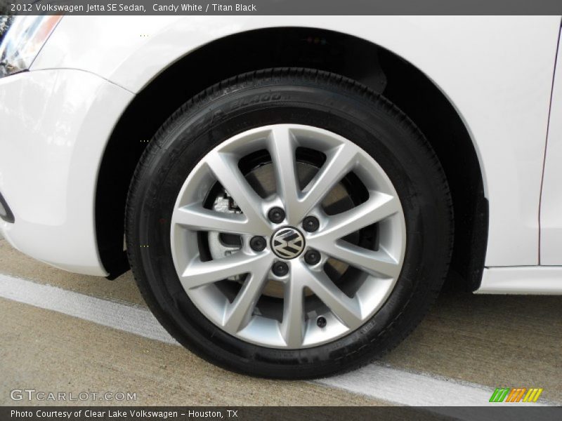 Candy White / Titan Black 2012 Volkswagen Jetta SE Sedan