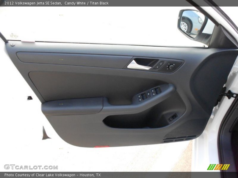 Candy White / Titan Black 2012 Volkswagen Jetta SE Sedan